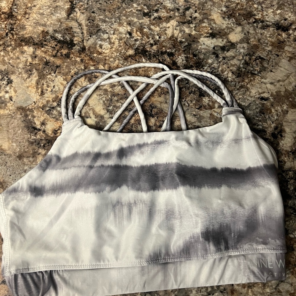 Nine West sports bra 💕